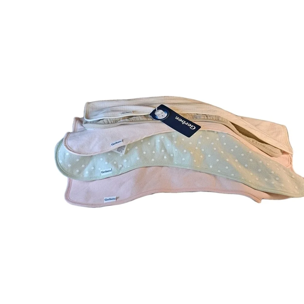 New 4 Gerber and 1 Cloud Island Baby Burp Cloth